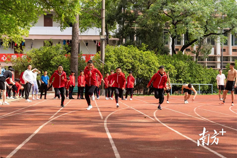 http://tyj.gd.gov.cn/tyxw_zyxw/content/5.jpg