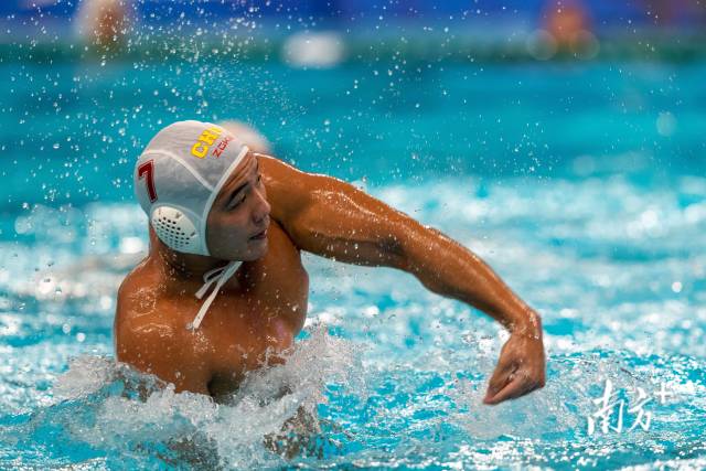 南方+ 姚志豪 拍摄